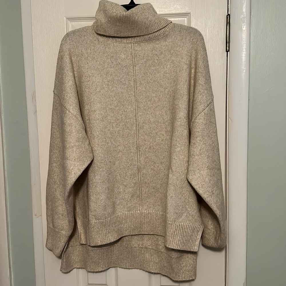 H&M sweater